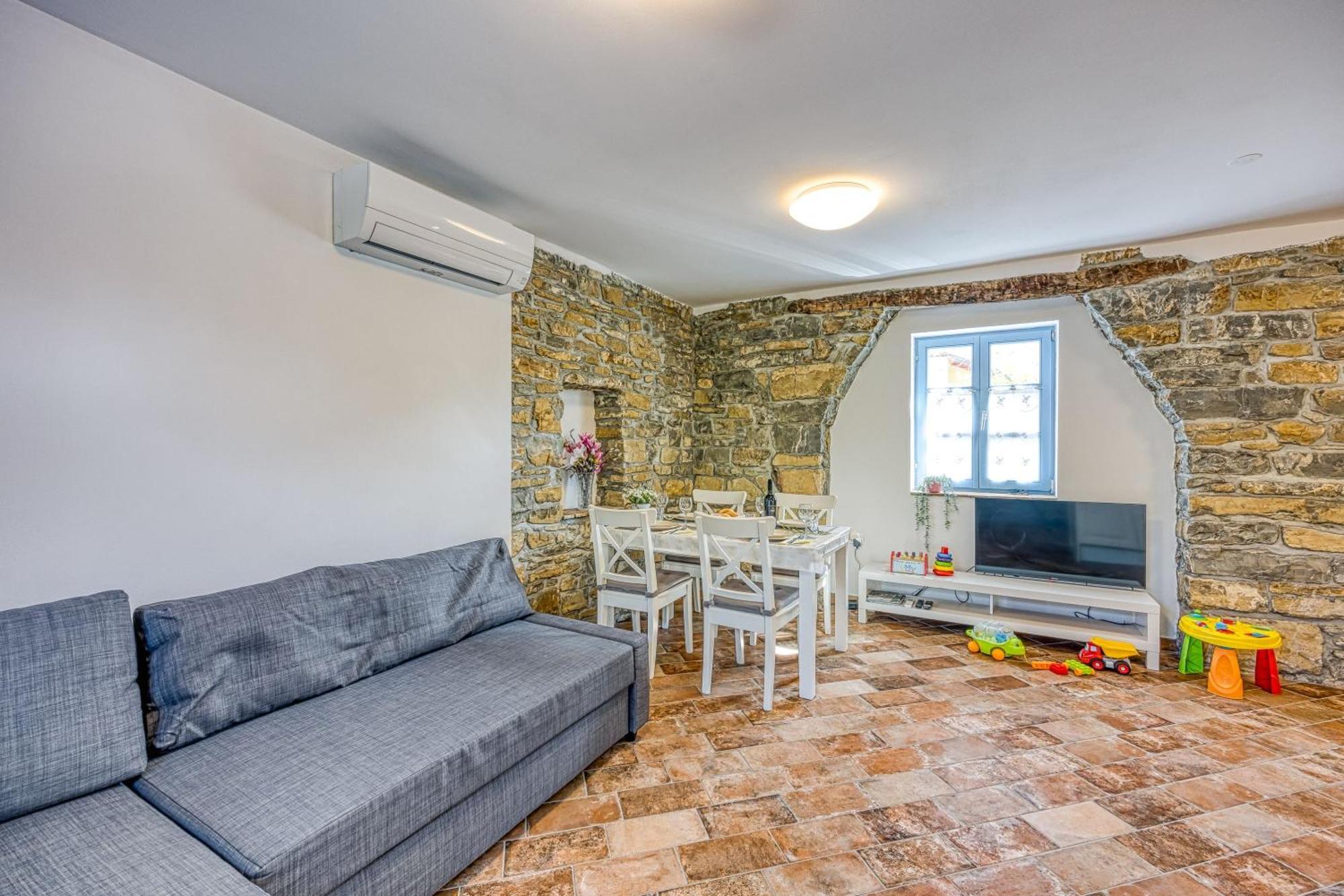 Apartamento Istrian Casa Pr Marici Pobegi Exterior foto